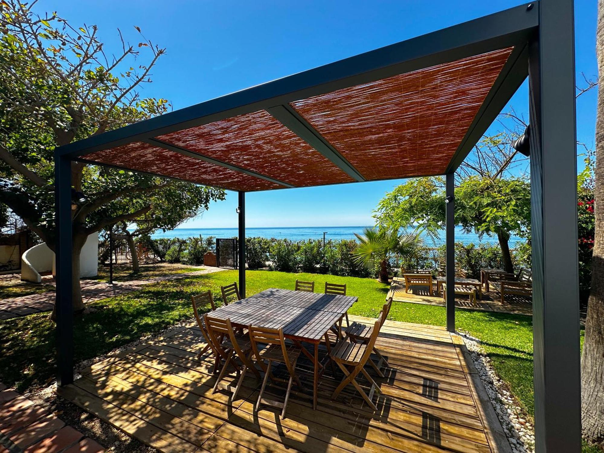 Villa Alboran Beachfront 9Pax Torre de Benagalbon Dış mekan fotoğraf